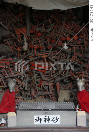 穴守稲荷神社(奥之宮にて) 穴守稲荷神社(奥之宮にて) 39475545