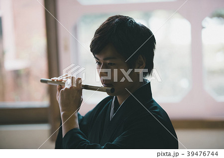 Montsuki-hakama 39476744