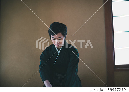 Montsuki-hakama 39477239