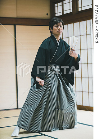 Montsuki-hakama Montsuki-hakama 39477253