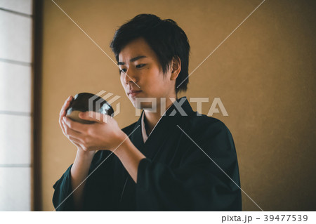 Montsuki-hakama Montsuki-hakama 39477539