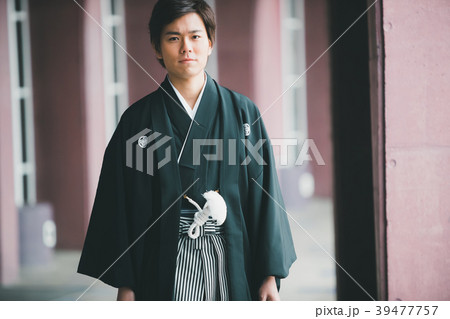 Montsuki-hakama 39477757