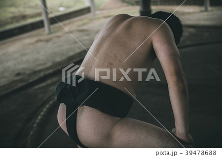 Sumo wrestling Sumo wrestling 39478688