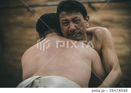 Sumo wrestling Sumo wrestling 39478696