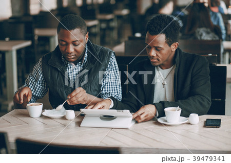 man in cafe 39479341