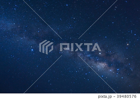 Starry night sky and milky way galaxy with stars 39480576