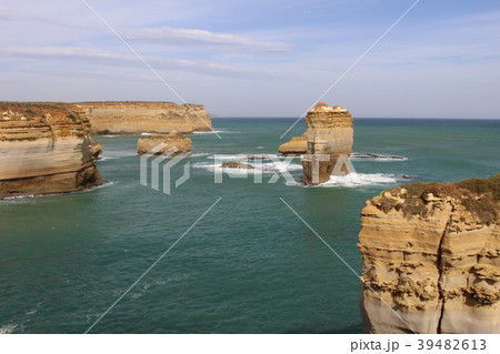 グレートオーシャンロードの奇岩風景 メルボルン オーストラリア グレートオーシャンロードの奇岩風景 メルボルン オーストラリア 39482613