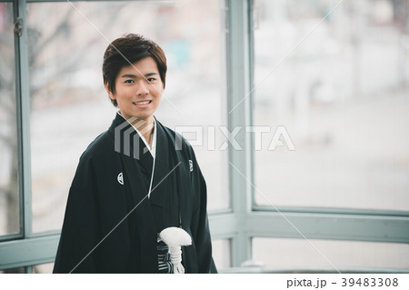 Montsuki-hakama 39483308