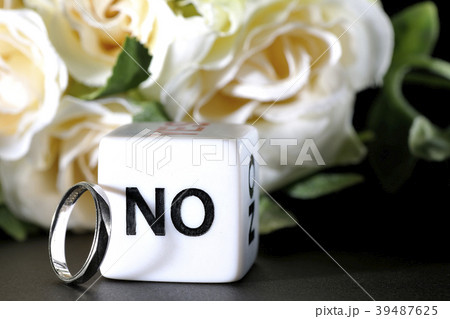 失恋　失敗　お断り　残念　離婚 39487625