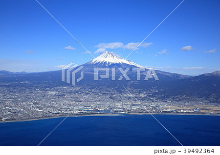 富士山と駿河湾 39492364