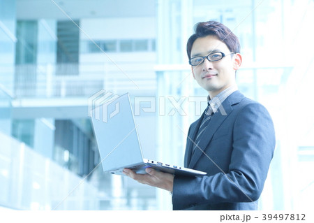 ビジネスイメージ　【IT、プログラマー】 39497812