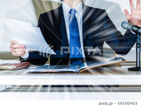 記者会見 39500403