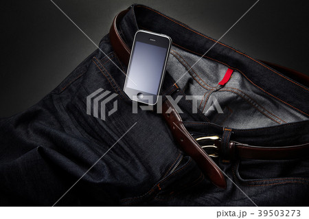 パンツ ベルト iPhoneの 39503273