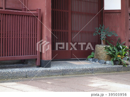 金沢ひがし茶屋街　建築物イメージ素材 39503956