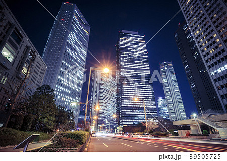 都市風景 西新宿ビル街の夜景の写真素材