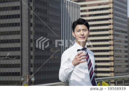 ビジネスマン 男性 男 39508939