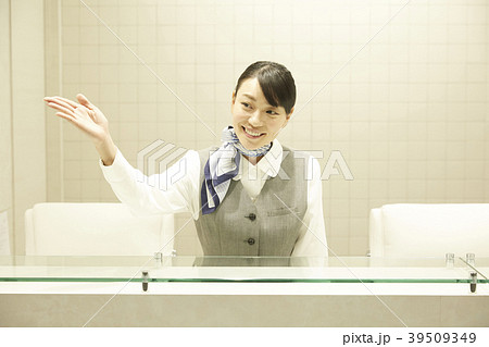 ビジネスウーマン　受付 39509349