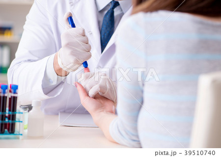 Patient during blood test sampling procedure taken 39510740