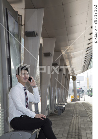 ビジネスマン 韓国人 都市 39513162