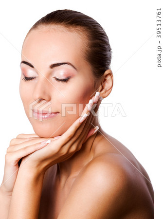 young beautiful female 39513761