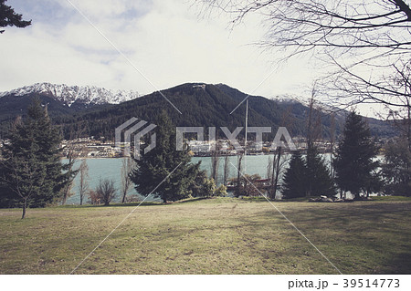lake wakatipu queenstown new zealand 39514773