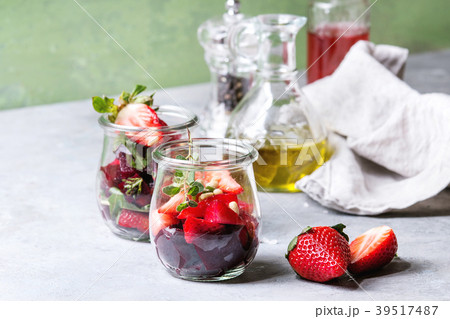 Beetroot and strawberry salad Beetroot and strawberry salad 39517487