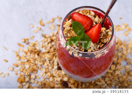 Chia strawberry pudding Chia strawberry pudding 39518155
