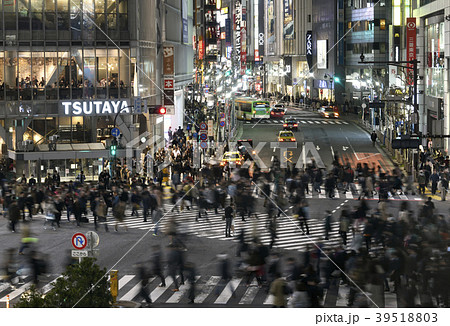 日本の東京都市景観　渋谷のスクランブル交差点 39518803