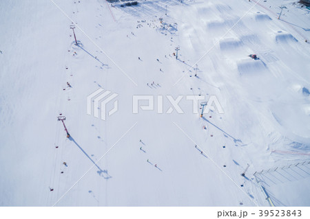 Aerial view of snowboarding park in winter 39523843