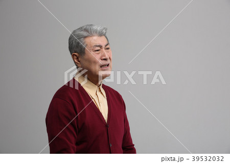 高齢者 老人 男 39532032