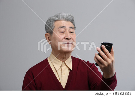 韓国人 高齢者 老人 39532835