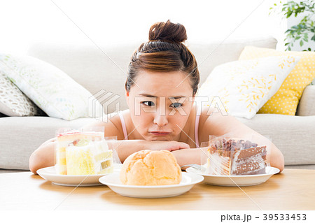 ダイエット 女性 39533453