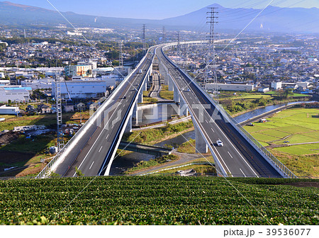 新東名高速道路-16368 39536077