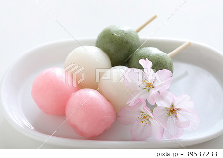 花見団子とお茶 39537233