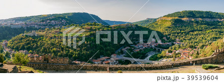 Panoramic view of Veliko Tarnovo, Bulgaria Panoramic view of Veliko Tarnovo, Bulgaria 39539604