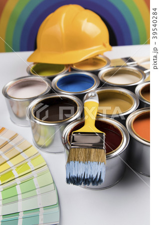 Rainbow, tin metal cans with color paint Rainbow, tin metal cans with color paint 39540284