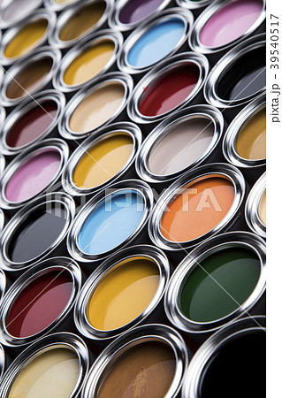 Colorful paint cans set Colorful paint cans set 39540517