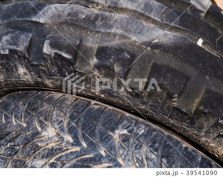 Wild dump of old tires 39541090