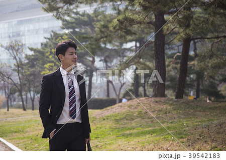 ビジネスマン 都市 都会 39542183