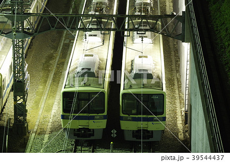 唐木田出張所に停留する電車 唐木田出張所に停留する電車 39544437