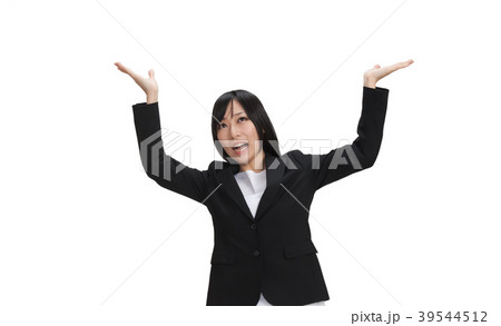 若い女性 ビジネス　（白抜き素材） 39544512