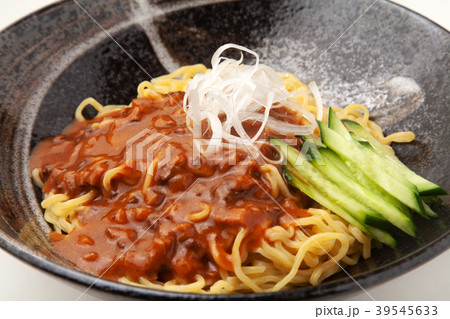 ジャージャー麺 39545633