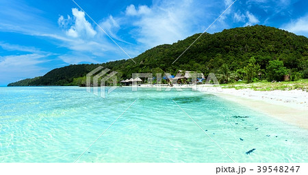 Tropical landscape of Koh Rong Samloem island Tropical landscape of Koh Rong Samloem island 39548247
