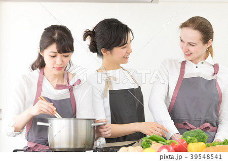 女性のライフスタイル お料理教室 女性のライフスタイル お料理教室 39548541