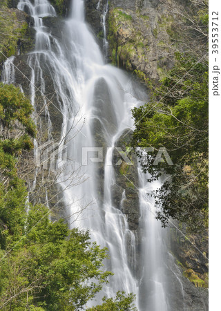 【岡山県　真庭市】神庭の滝（日本の滝百選） 39553712