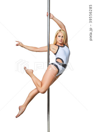beautiful pole dancer girl 39556285