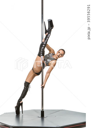 beautiful pole dancer girl beautiful pole dancer girl 39556291