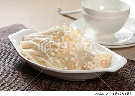 mushroom cuisine 39556394