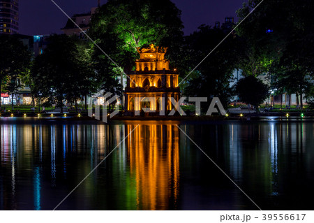 Turtle tower in Hoan Kiem Lake, Ha Noi, VietNam 39556617
