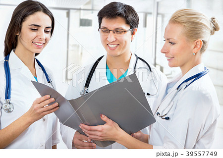 Medical doctors Medical doctors 39557749